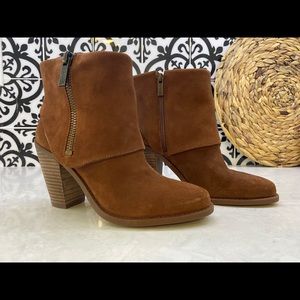 Jessica Simpson caufield bootie